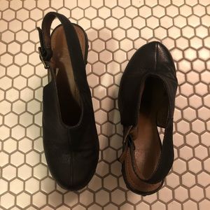 Gianni Bini Clogs